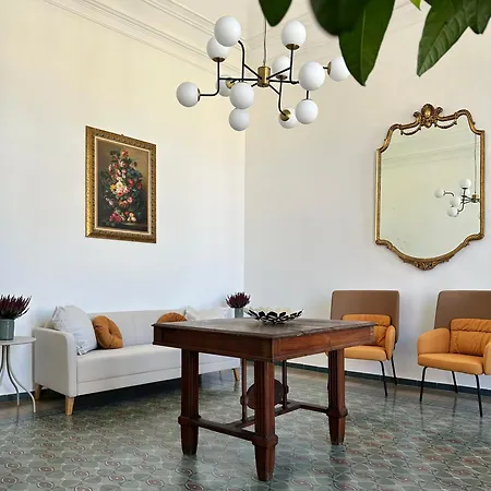 Dimora Ferdinandea Affittacamere 4*