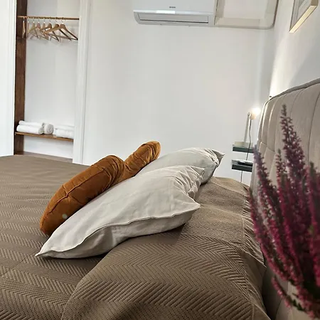 Dimora Ferdinandea 4* カターニア